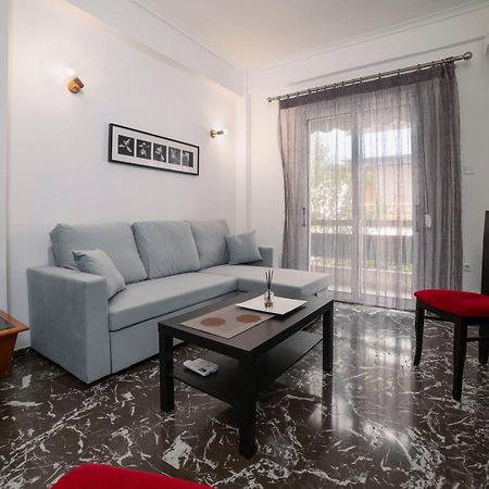 Local Urban Living 2Bd Apartment In Athen Exterior foto