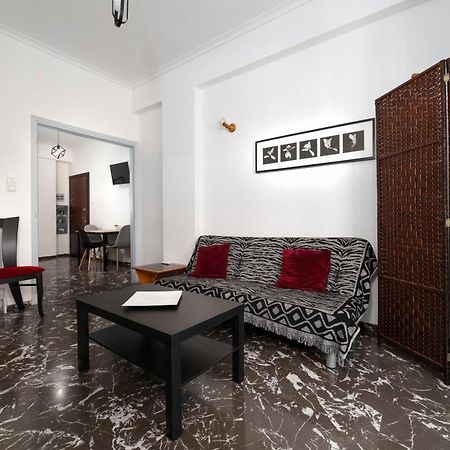 Local Urban Living 2Bd Apartment In Athen Exterior foto